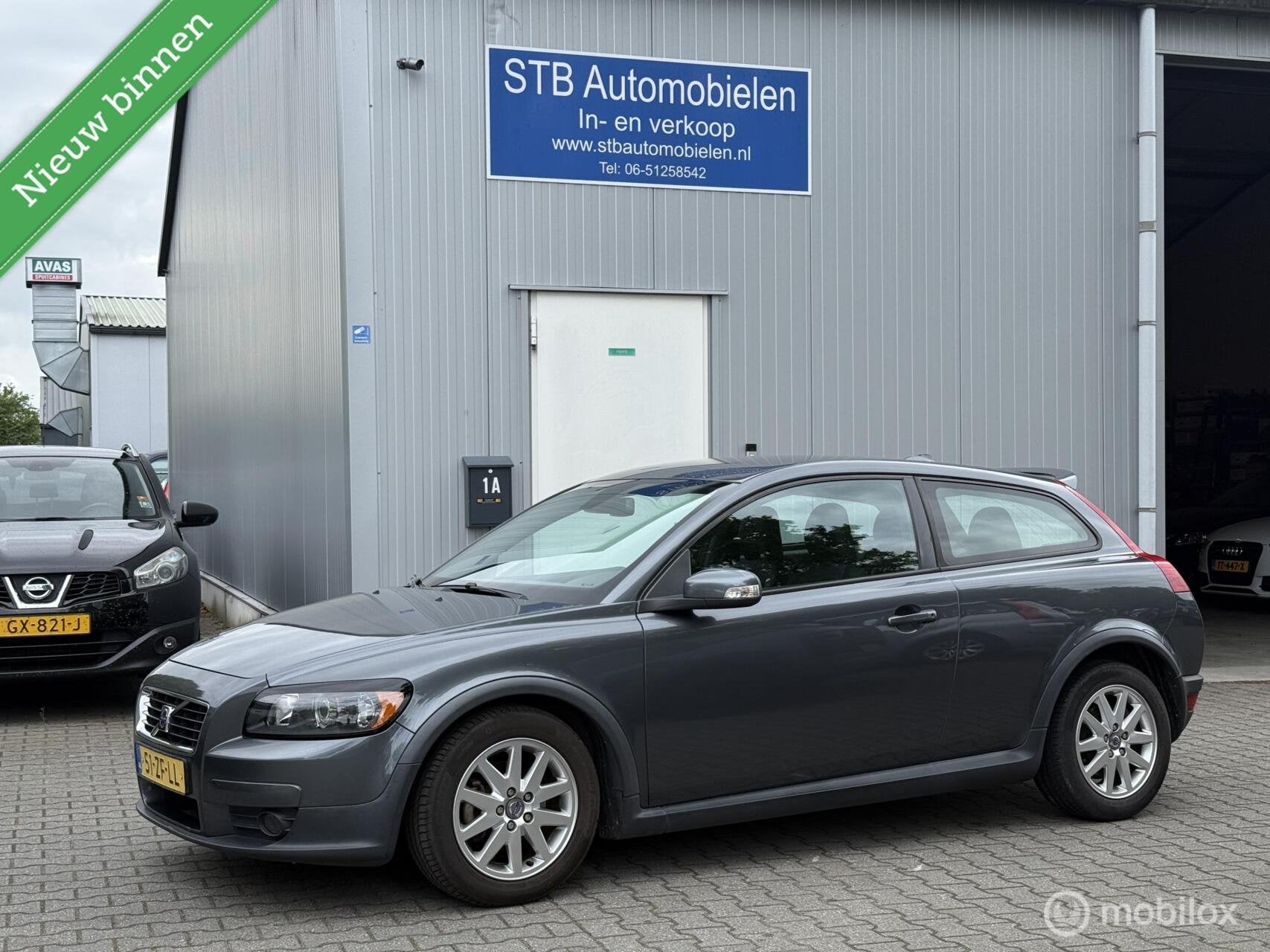Volvo C30 1.6 Momentum, Airco, Cruise Netjes, Auto's, Voorwielaandrijving, 1596 cc, 101 pk, Gebruikt