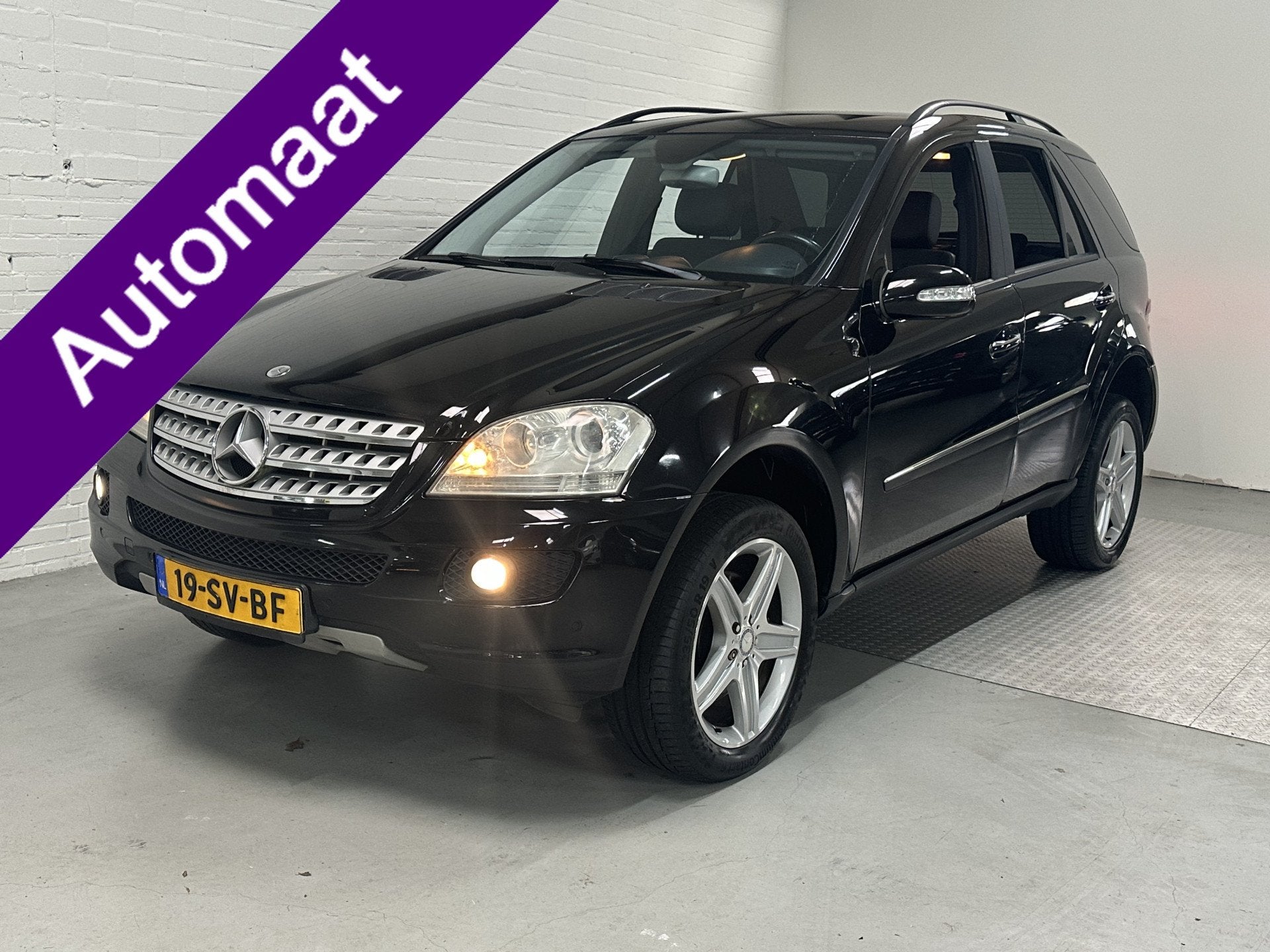 Mercedes-Benz M-Klasse 350 LEDER / LPG / CRUISE / NAVI, Auto's, Automaat, Gebruikt, Stoelverwarming, Zwart
