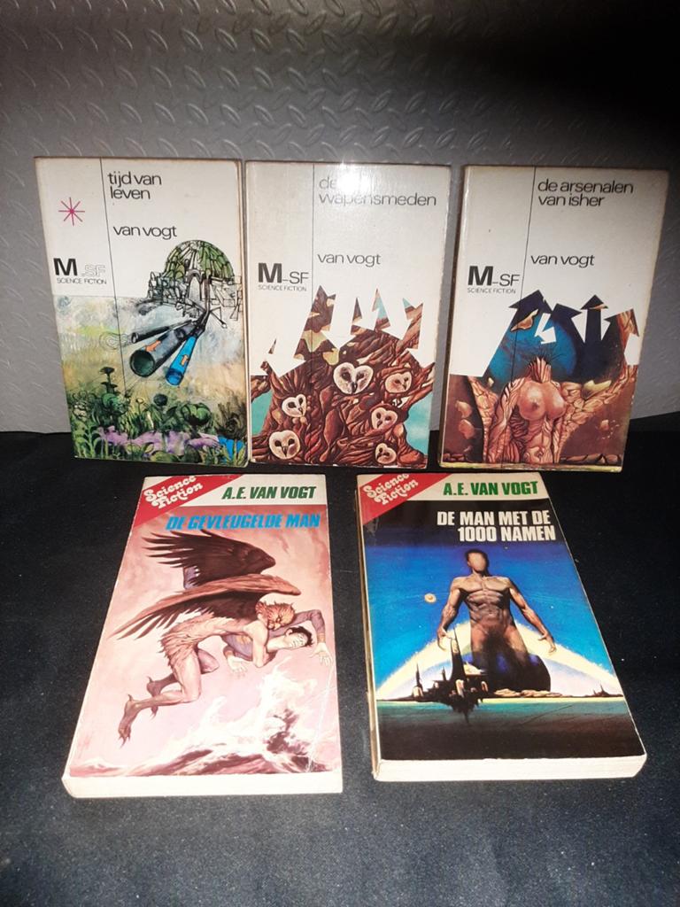 A.E. van Vogt Sciencefiction Boeken Collectie (5 stuks), Ophalen of Verzenden, Gelezen