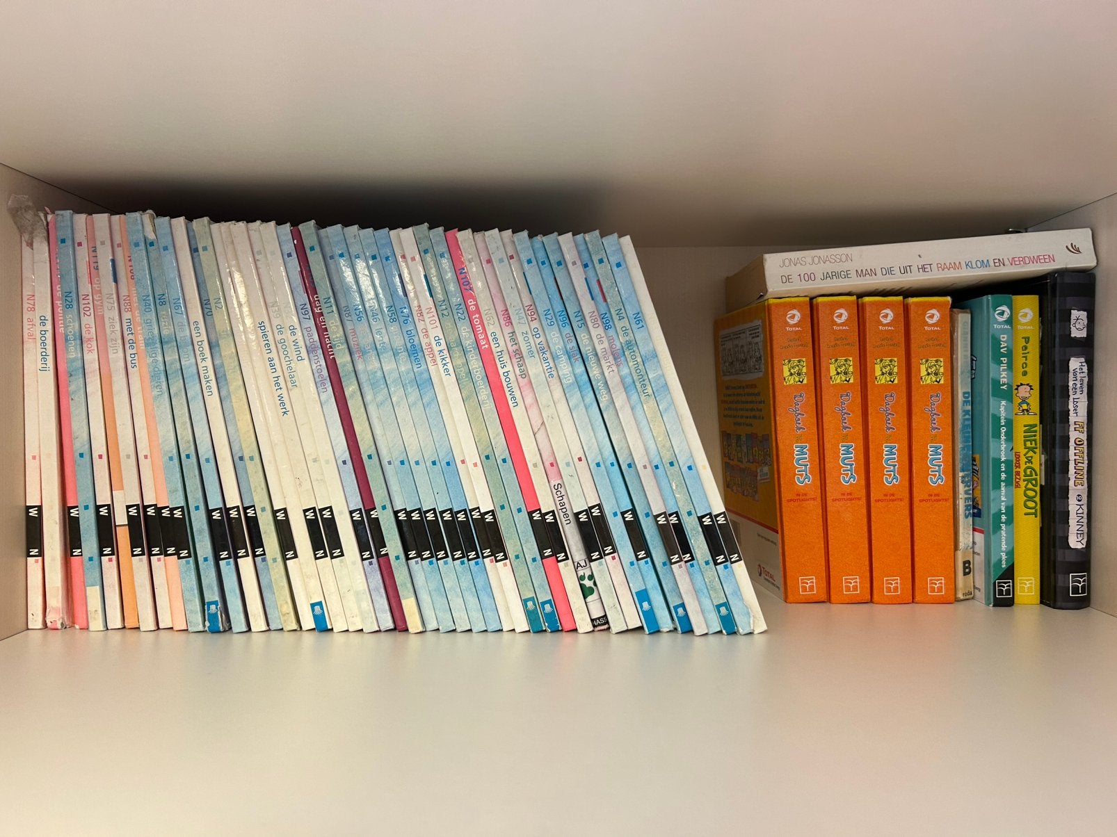 Partij kinderboeken, Ophalen, Zo goed als nieuw, Kind en Jeugd