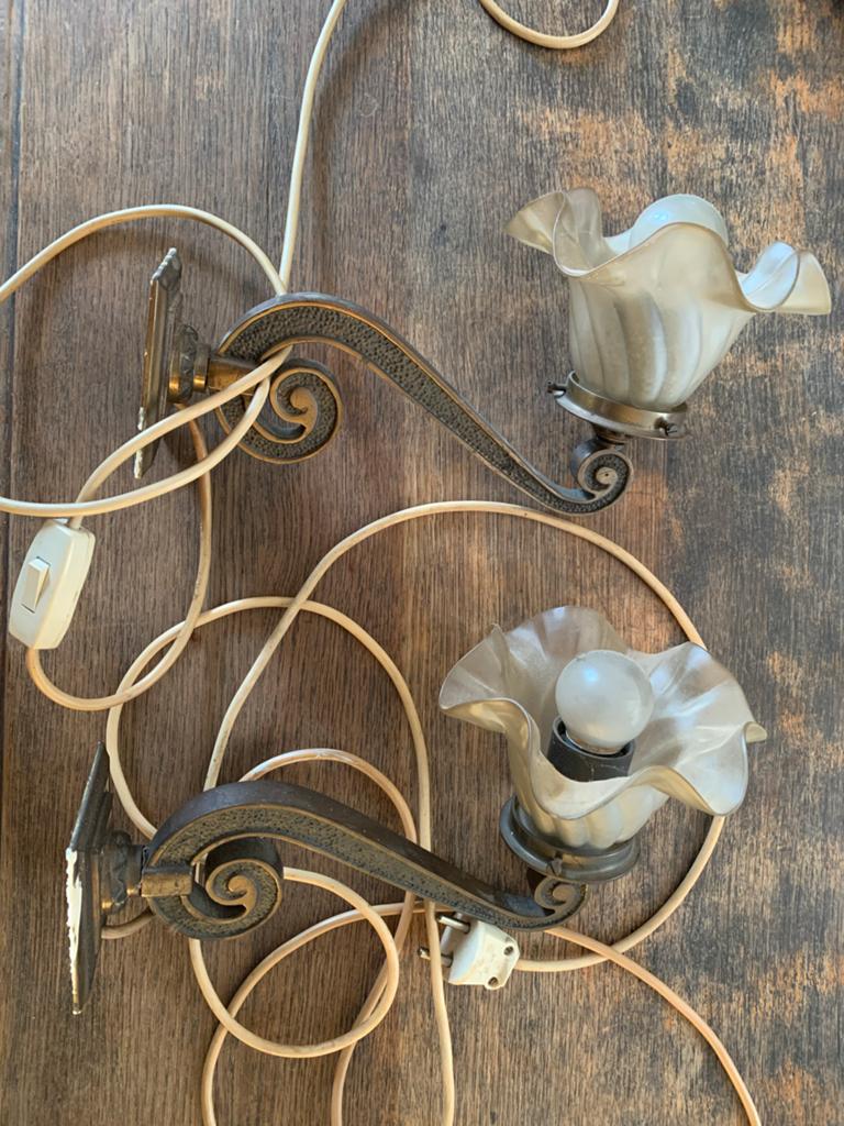 Set van 2 Vintage Art Deco Wandlampen met Glazen Kappen, Ophalen