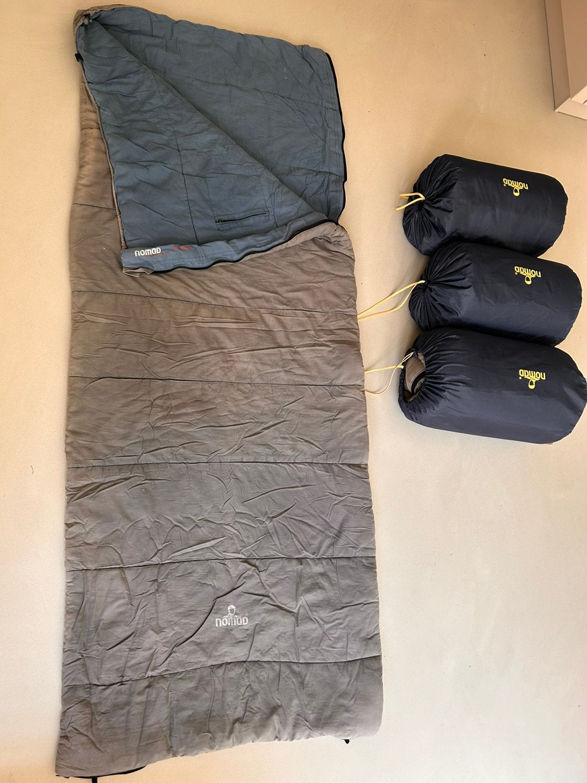 4x Nomad Tornado Supreme slaapzak 210x80 cm – per 2 of 4, Caravans en Kamperen, Slaapzakken, Ophalen, Gebruikt