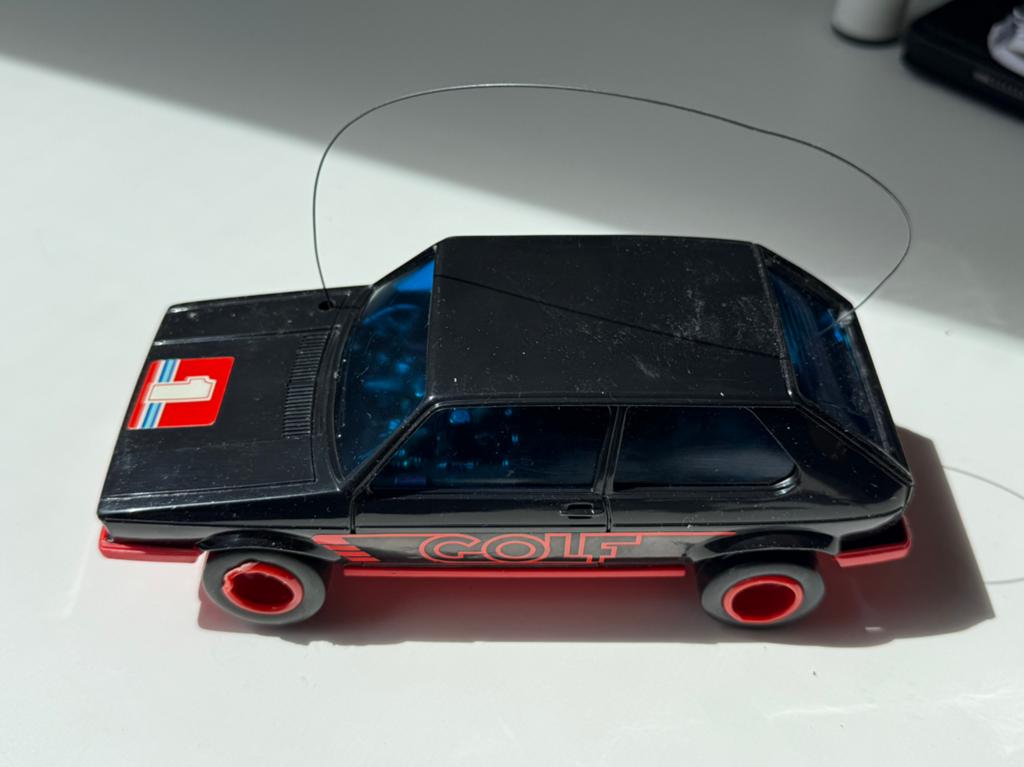 Joustra Vintage RC Golf GTI - Jaren '70/'80 - Zeldzaam!, Elektro, Ophalen of Verzenden, Zo goed als nieuw, Auto onroad