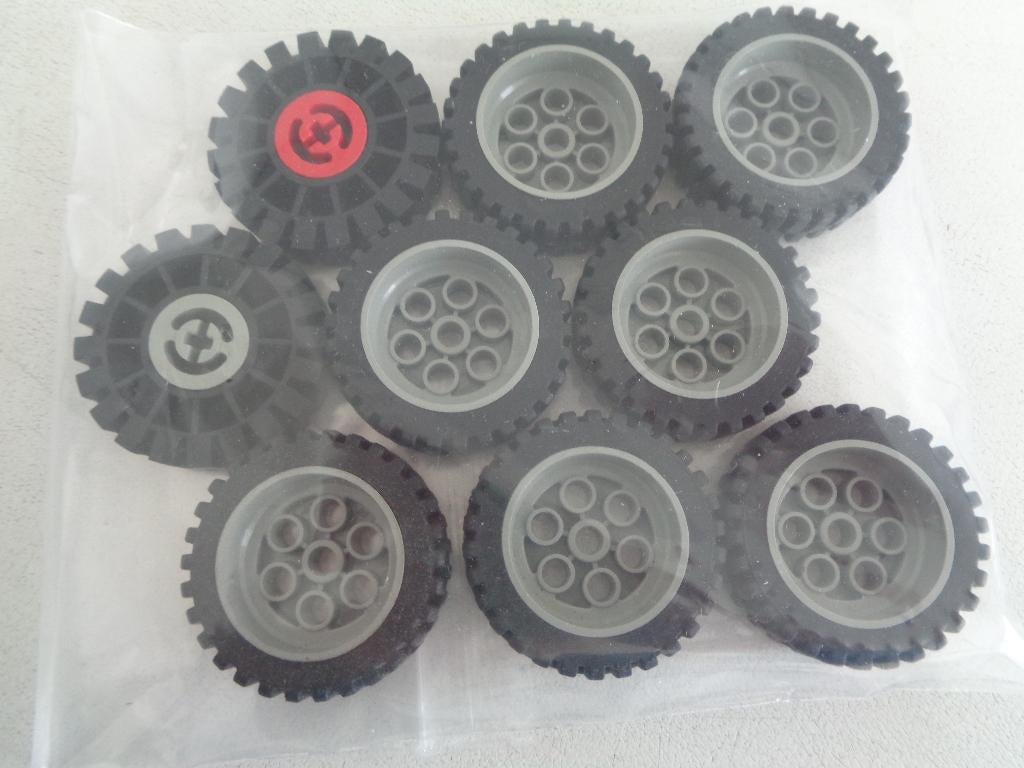 Lego technic wielen 13 x 24, Ophalen of Verzenden, Zo goed als nieuw, Lego