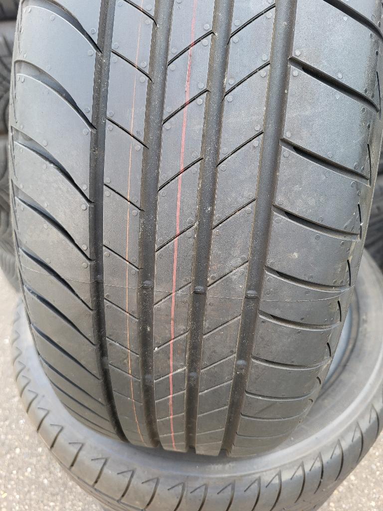 4 x 215/50/18 Bridgestone Turanza Eco NIEUW 400,- ALL IN!, Auto-onderdelen, Banden en Velgen, 18 inch, 215 mm, Bridgestone Europe