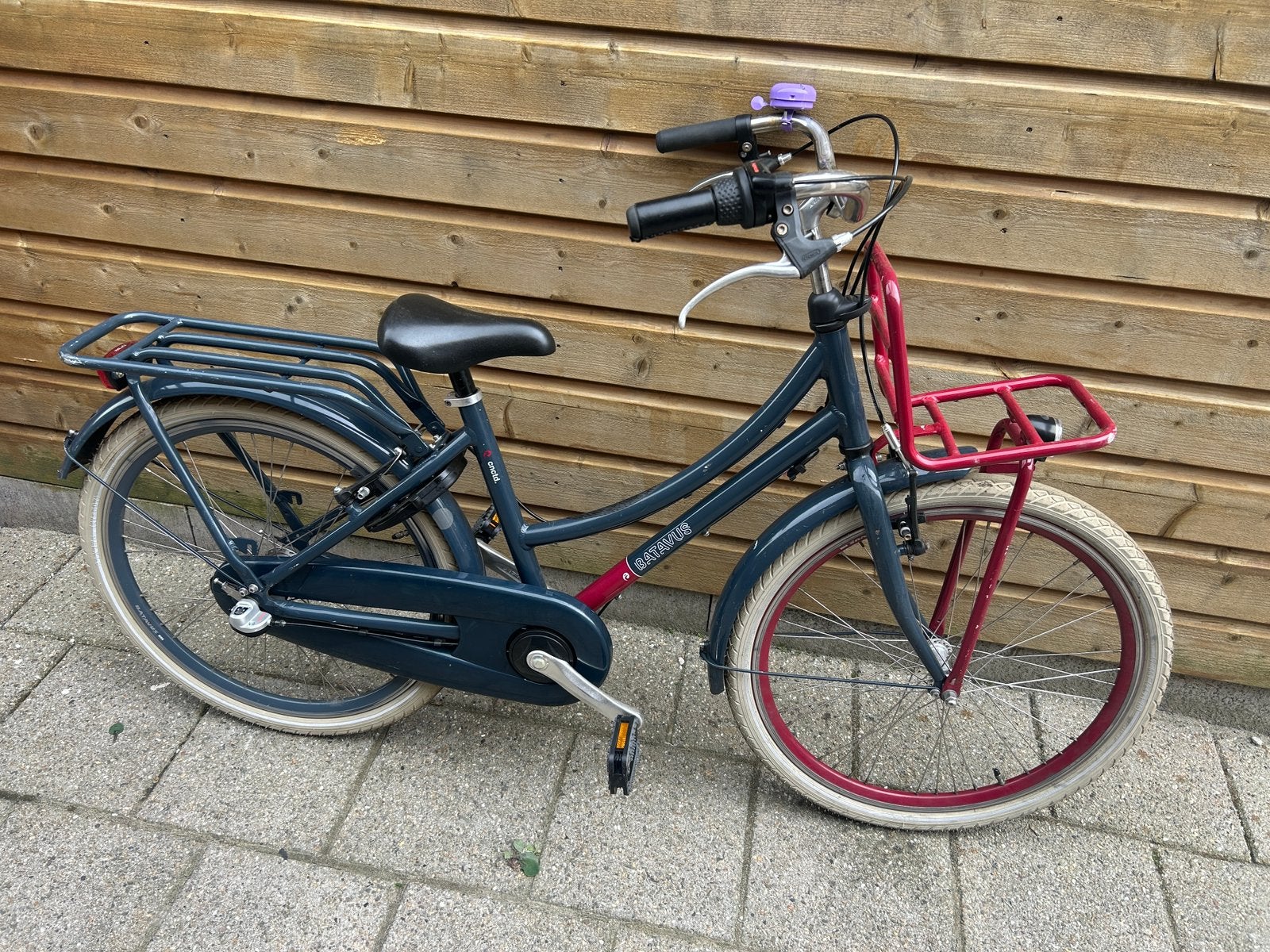 Batavus cnctd 24 inch, Fietsen en Brommers, Fietsen | Dames | Damesfietsen, Ophalen, Versnellingen, Batavus, Zo goed als nieuw