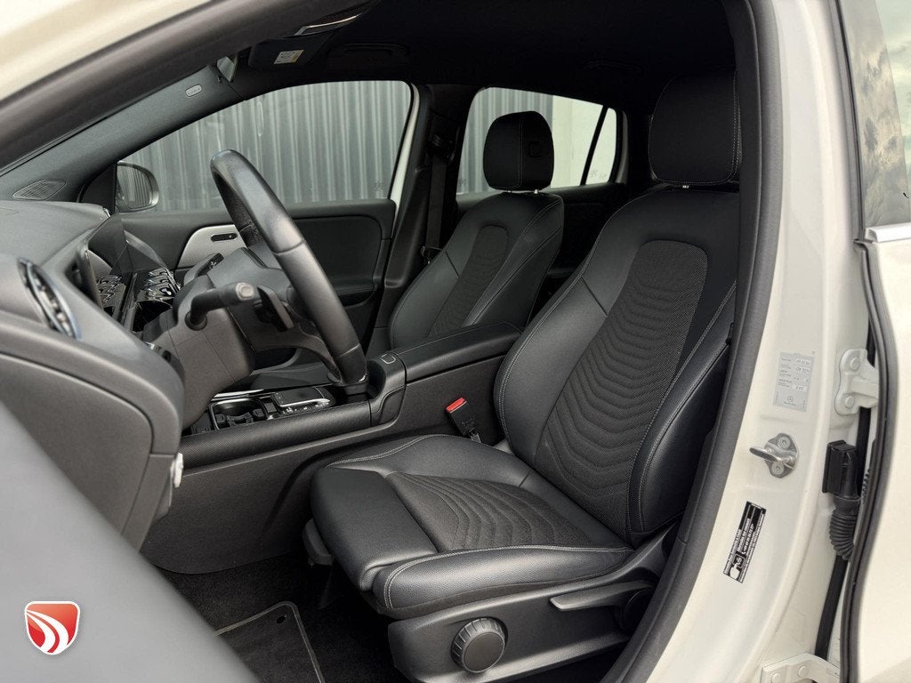 Mercedes-Benz GLA-klasse 250 e Style 218pk | PHEV | Camera |, Auto's, Mercedes-Benz, Automatische klimaatregeling, 16 kWh, Leder en Stof