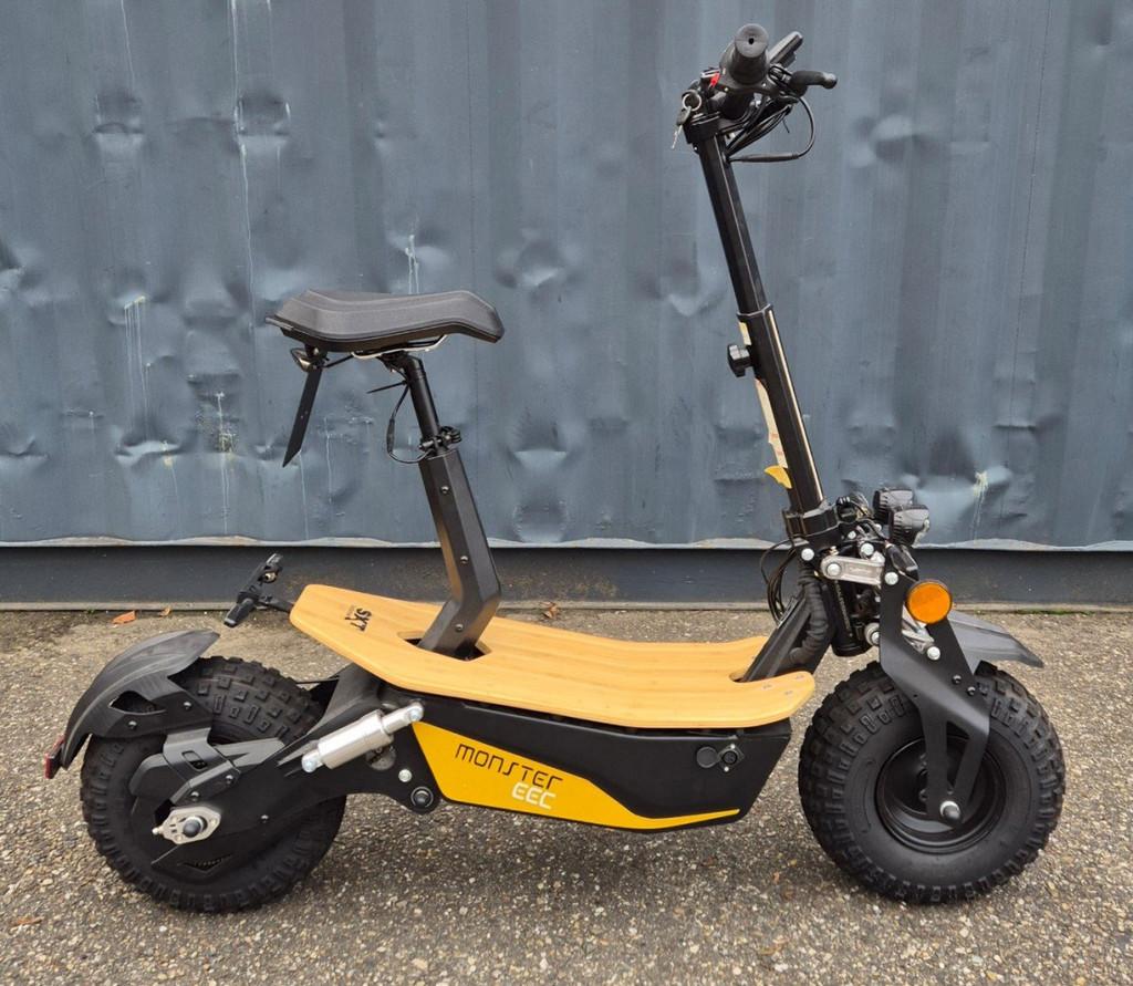 SXT SXT MONSTER EEC ZWART UNI 2023, Fietsen en Brommers, Overige merken, -, - 0
-, NL, Nieuw