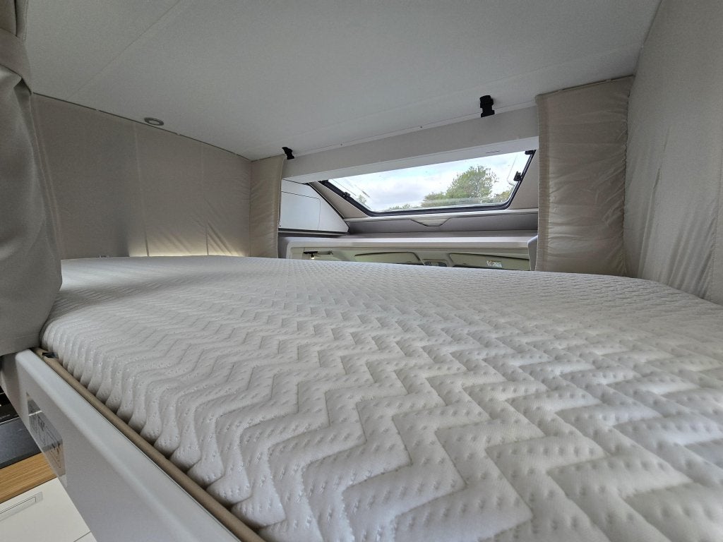 Foto 16 van Adria Matrix Plus 670 DL Nieuw Model 8Traps Automaat 2026