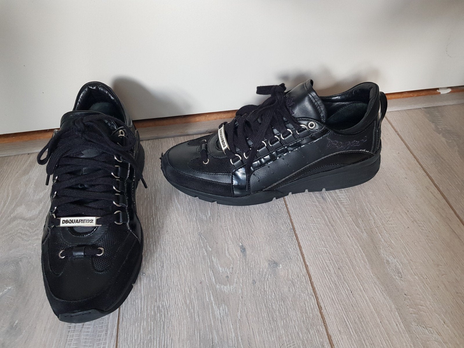 Desquared2 sneakers 40 zwart leder, Kleding | Dames, Zwart, Ophalen of Verzenden, Dsquared2, Sneakers of Gympen