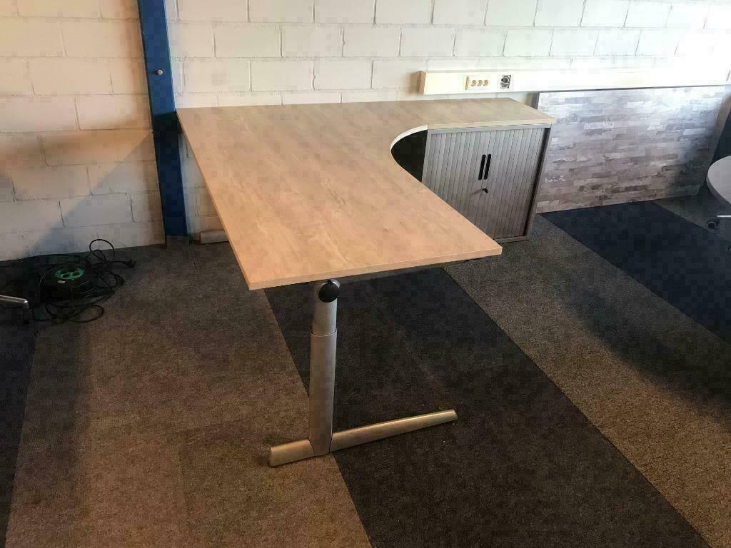 26 x Wingbureau Ahrend 500 incl. roldeurkastje, Ophalen, Gebruikt, Hoekbureau