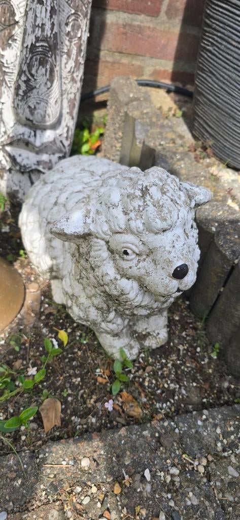 Beton schaap met 2 kindjes, Tuin en Terras, Ophalen