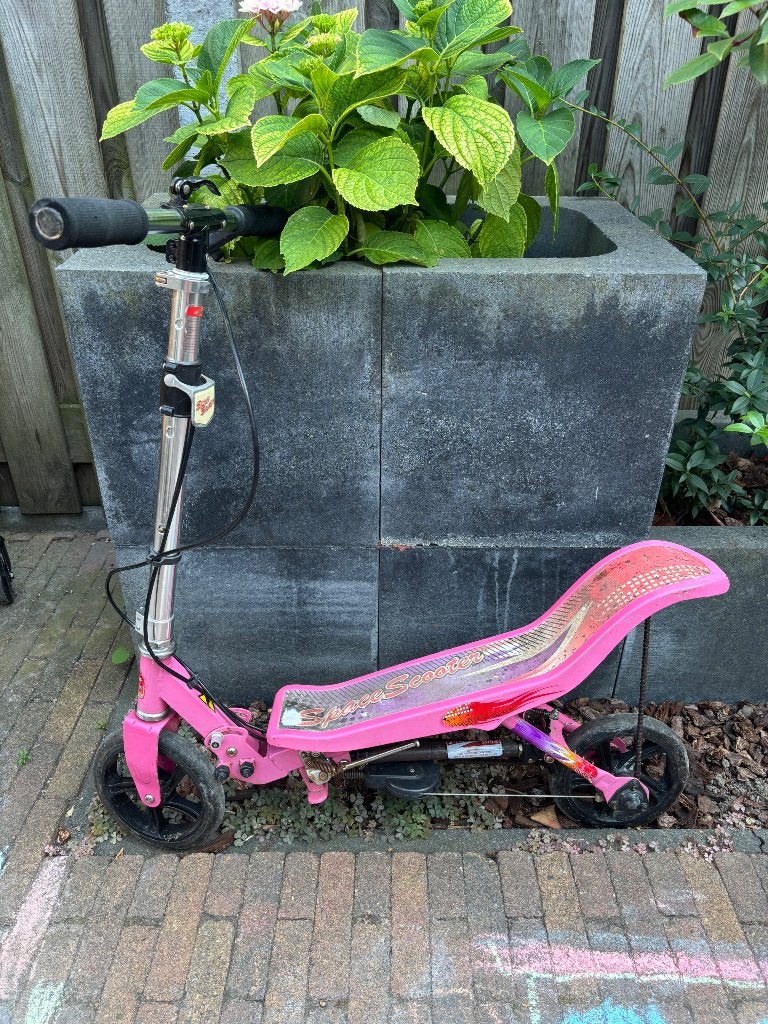 Roze Space Scooter, Fietsen en Brommers, Ophalen, Gebruikt, Overige typen, Space Scooter