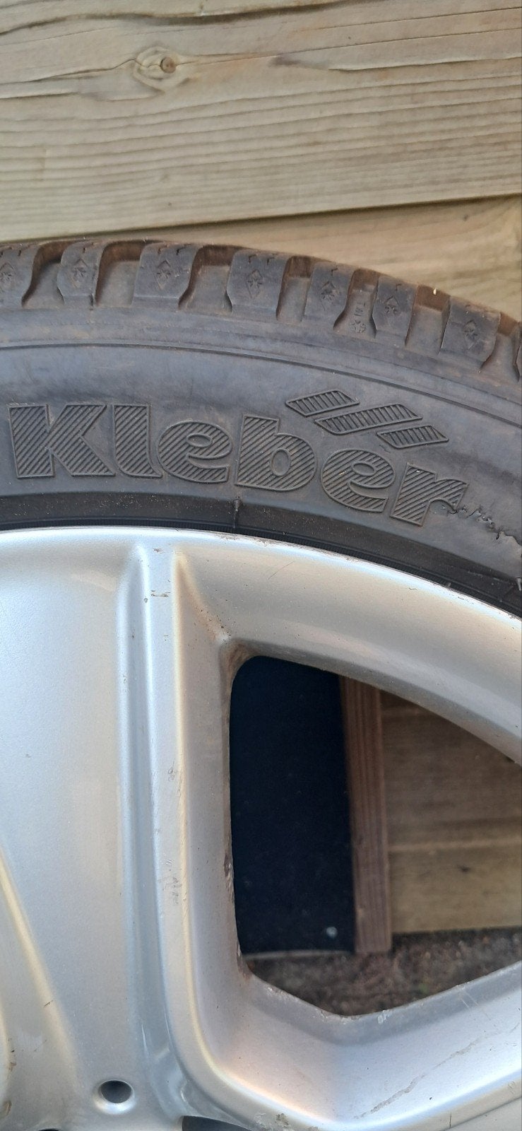 Mercedes W204 winterbanden met velgen - 17 inch, Ophalen, Gebruikt, Banden en Velgen, 17 inch
