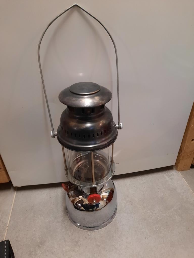 oude petroleum lamp red heart  kerosinelamp petromax primus, Ophalen of Verzenden