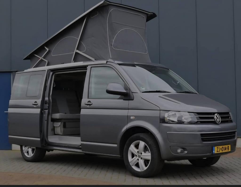 Volkswagen T5 camperbus California look, Caravans en Kamperen, Campers, Automaat, Chemisch toilet, Buscamper of Camperbus, Koelkast