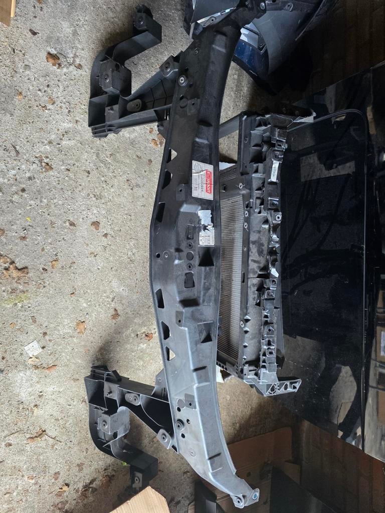 Mercedes-Benz Sprinter Voorfront/slotplaat, Ophalen, Gebruikt, Voor, Mercedes-Benz