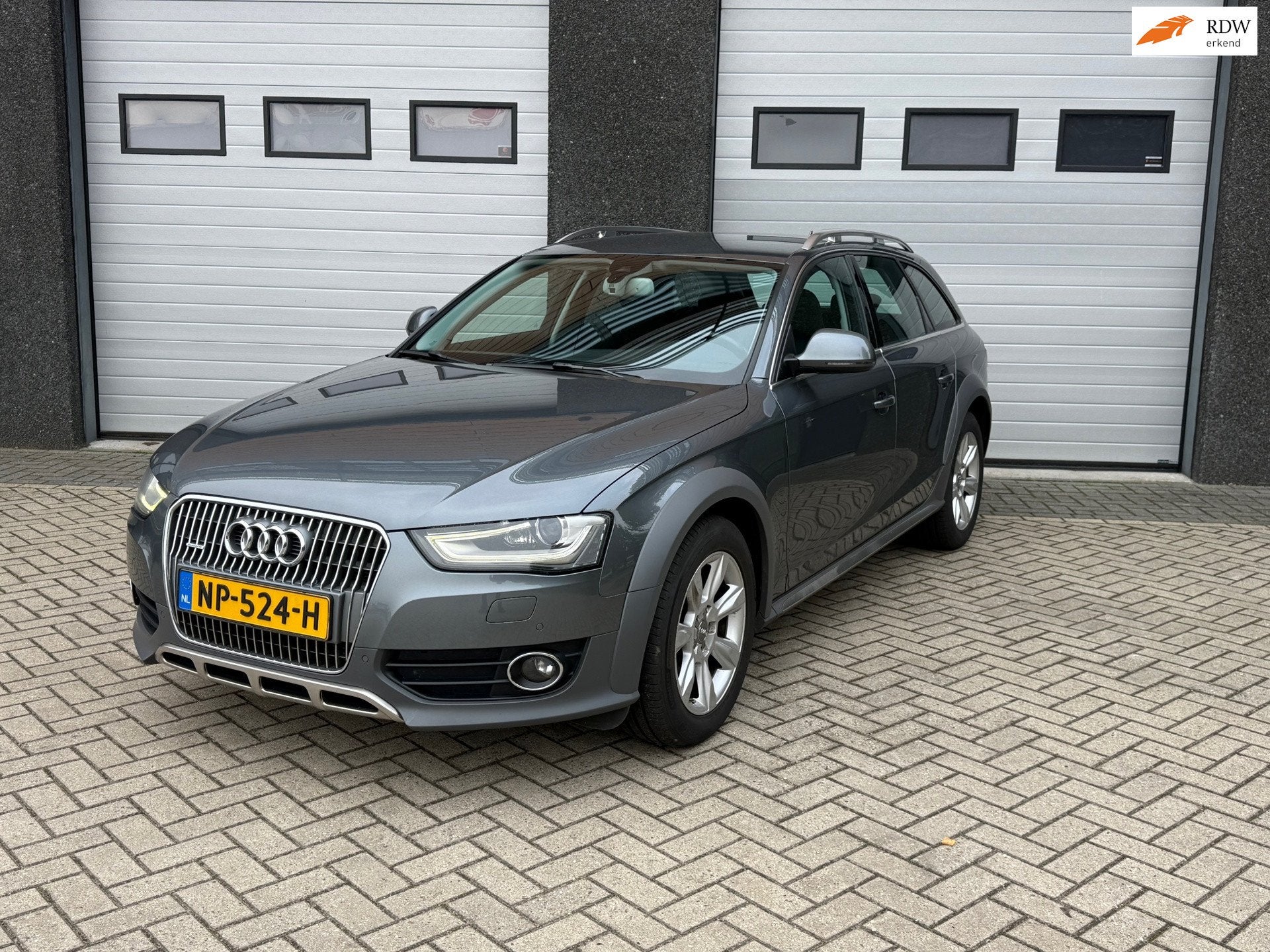 Audi A4 allroad quattro 2.0 TDI Pro Line Business CLIMA/NWE, Auto's, Euro 5, Gebruikt, 4 cilinders, A4
