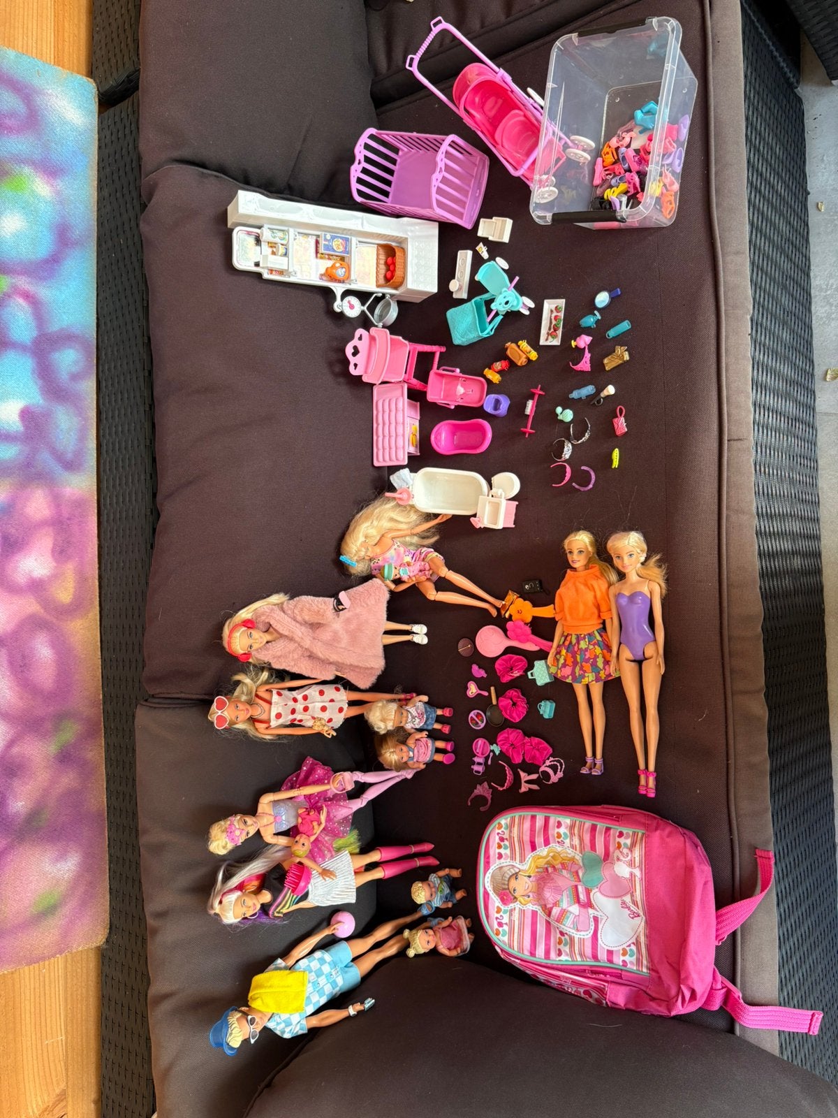 Barbies en accessoires, Ophalen
