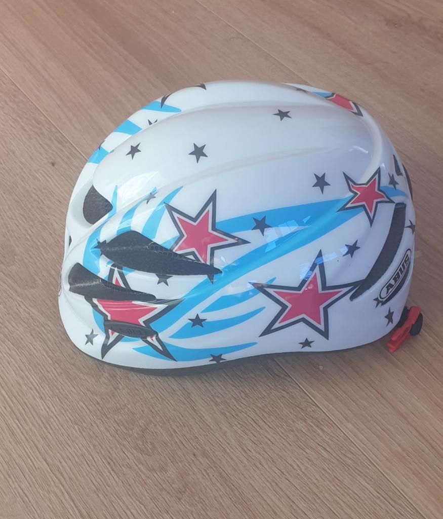 Nieuwe Abus  fietshelm voor kind, XS, Jongen of Meisje, Nieuw, Ophalen of Verzenden