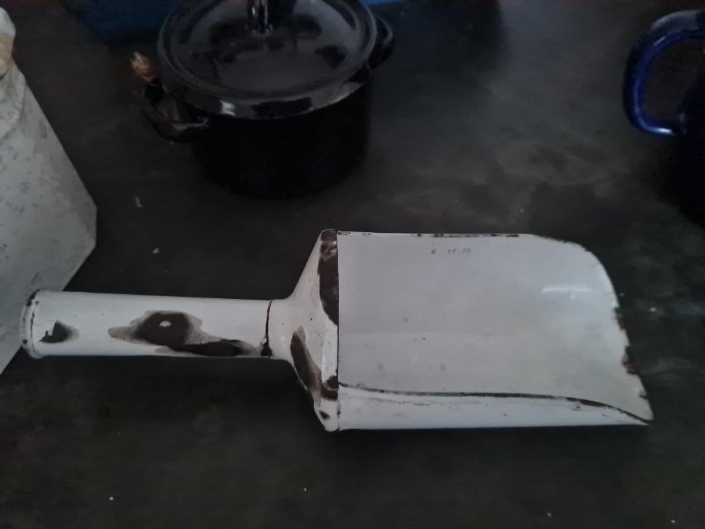 Antieke emaille gruttersschep groot model, Ophalen of Verzenden