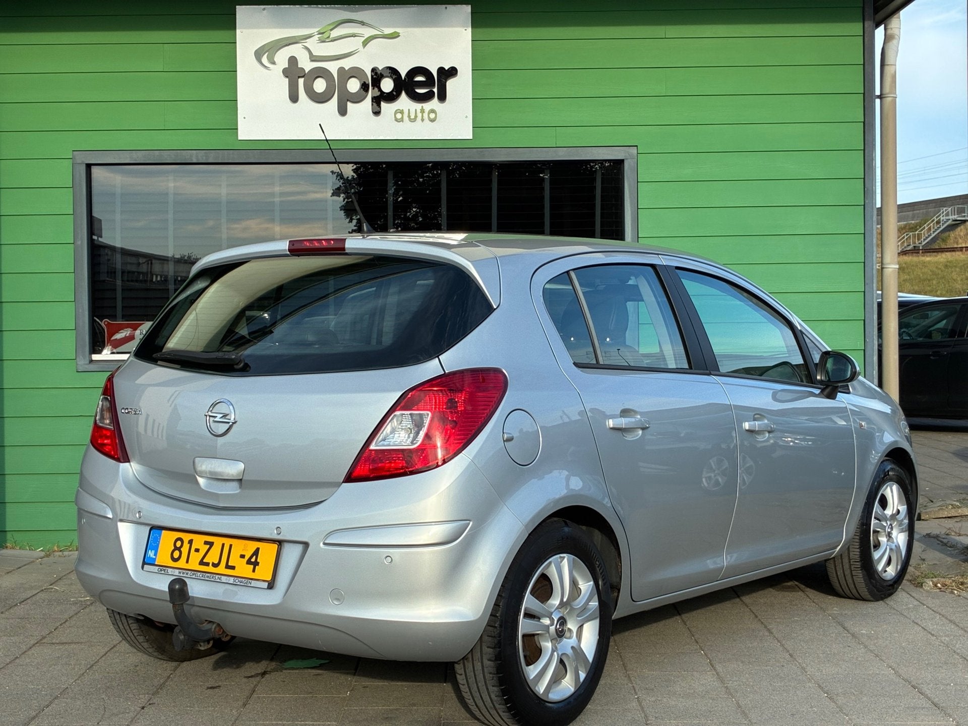 Opel Corsa 1.4-16V Anniversary Edition|1e Eigenaar|CruiseCon, Voorwielaandrijving, Euro 5, Gebruikt, 1398 cc