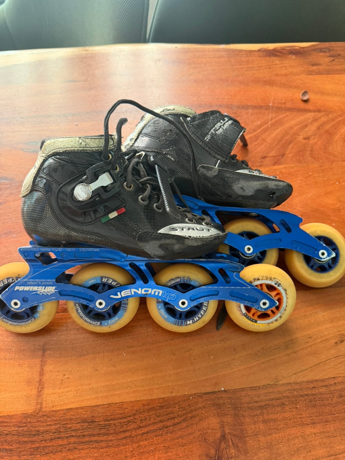 Strut Skeelers maat 32, Sport en Fitness, Skeelers, Ophalen, Gebruikt, Kinderen, Inline skates 4 wielen