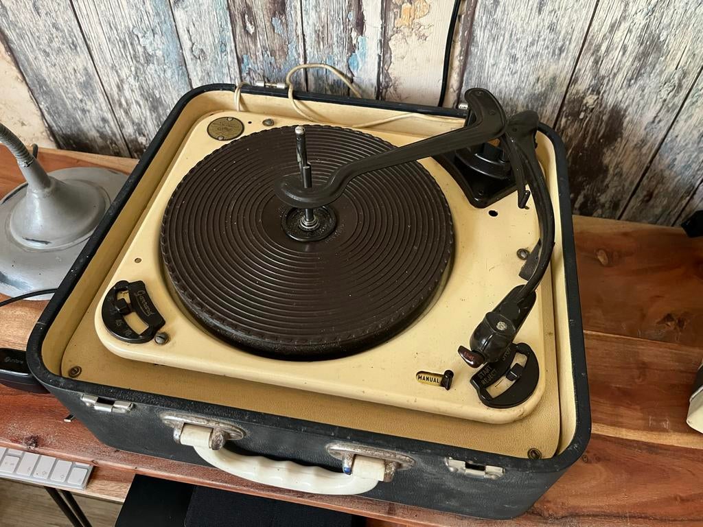 Vintage Garrard platenspeler wisselaar in koffer, Audio, Tv en Foto, Ophalen of Verzenden, Gebruikt, Platenspeler, Overige merken