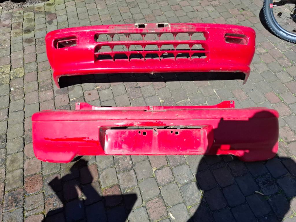 Suzuki alto Rode Bumperset (Voor en Achter) - Gebruikt, Auto-onderdelen, Ophalen, Achter, Suzuki, Bumper