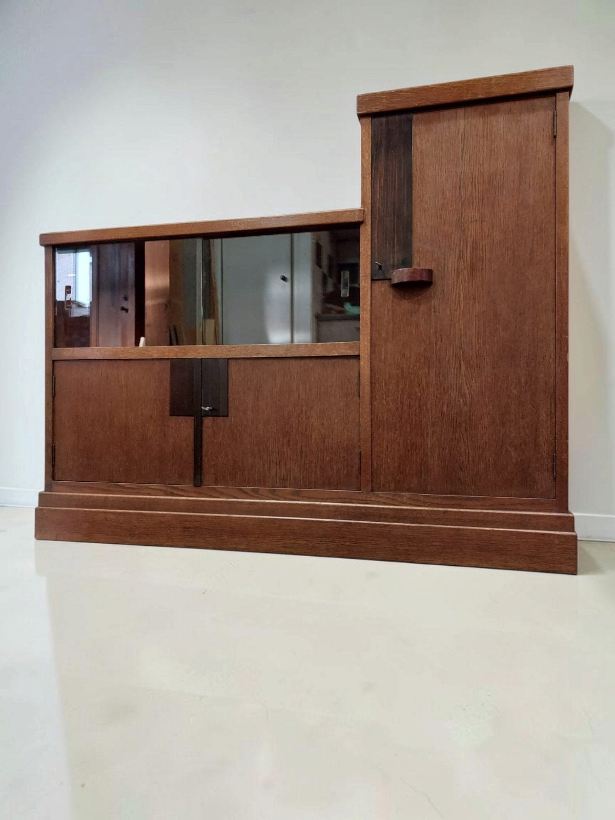 Haagse School kast Art Deco dressoir, Ophalen