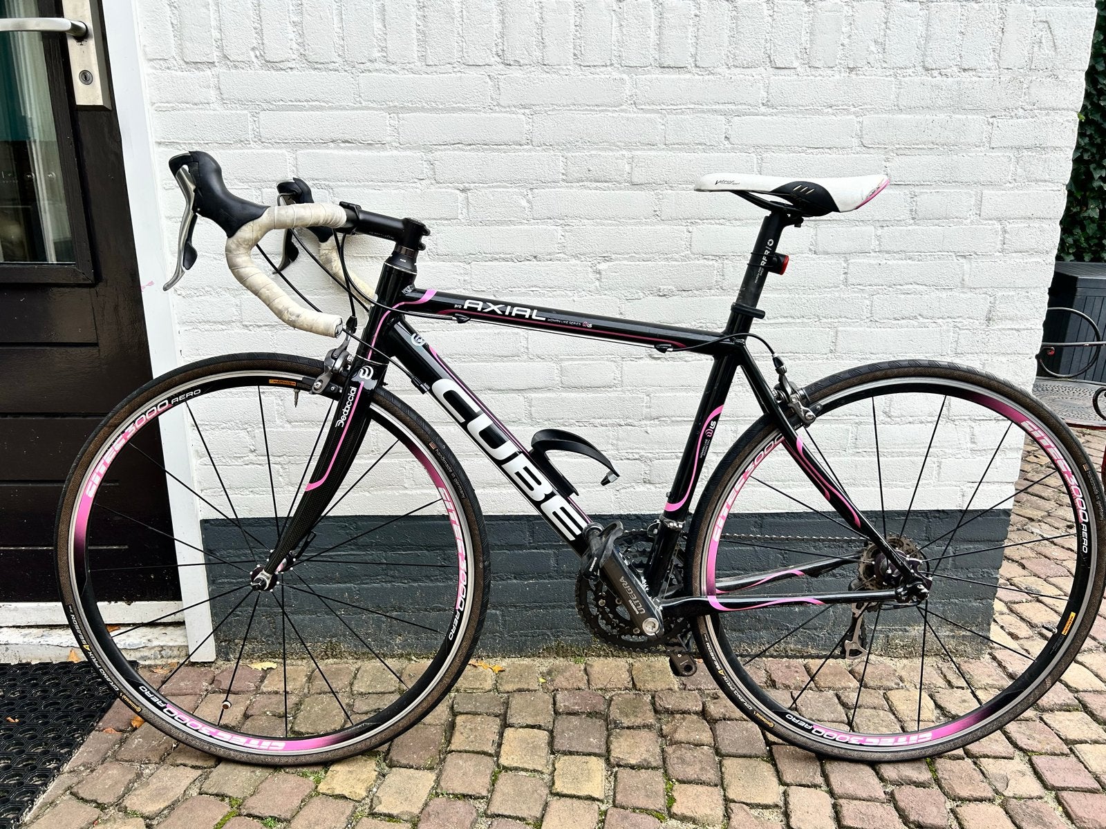 Cube Axial Pro Dames Racefiets - Perfect voor de sportieve v, 28 inch, Velgrem, Zo goed als nieuw, Ophalen