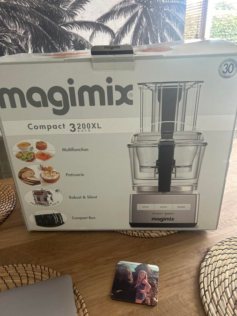 Magimix Compact 3200XL foodprocessor - Zo goed als nieuw, Witgoed en Apparatuur, Keukenmixers, 2 tot 3 liter, Ophalen of Verzenden