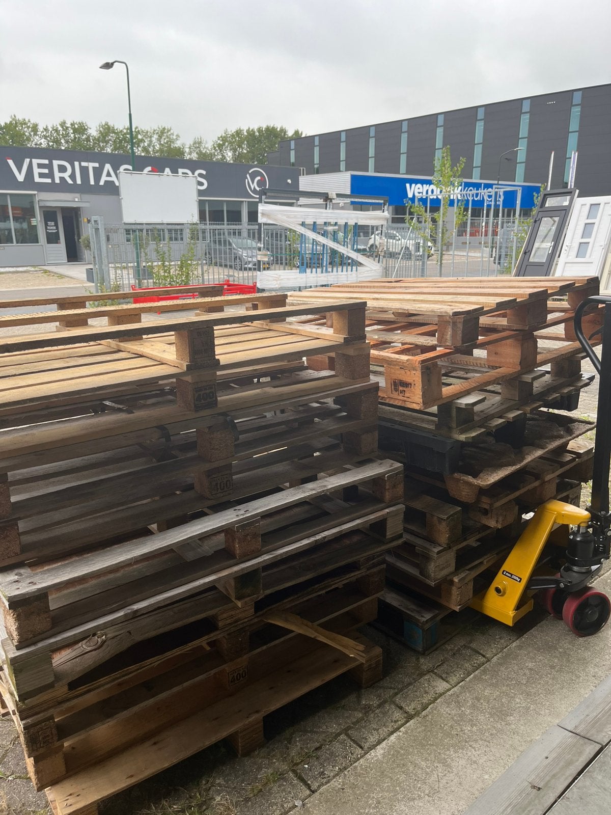 wegwerp pallets gratis, Ophalen of Verzenden, Zo goed als nieuw, Pallet, Minder dan 200 cm