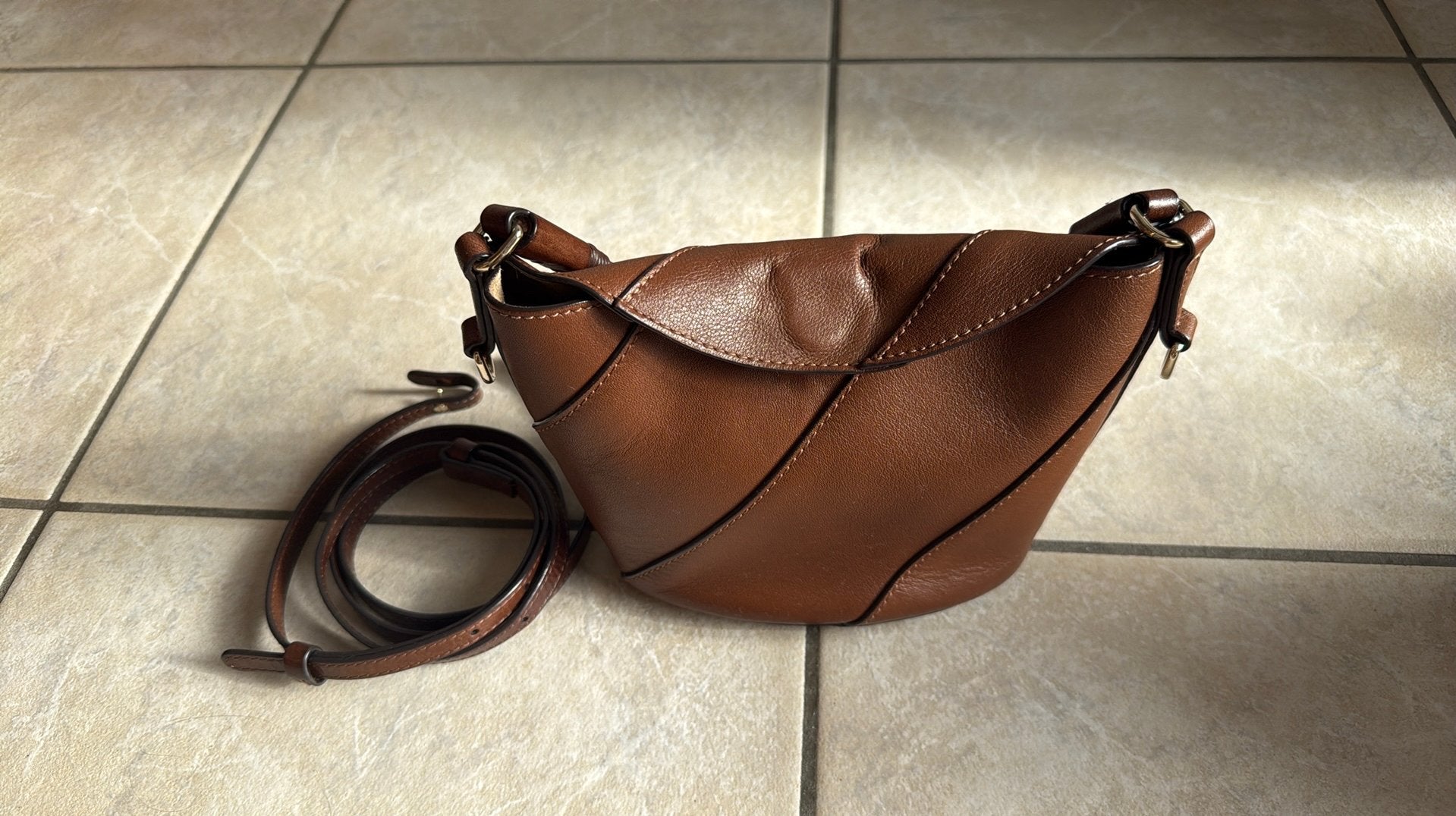 Massimo dutti tas, Sieraden, Tassen en Uiterlijk, Ophalen of Verzenden, Zo goed als nieuw, Zwart, Handtas