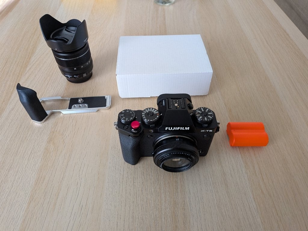 Fujifilm X-T5 + 2 lenzen, Audio, Tv en Foto, Fotocamera's Digitaal, Ophalen, Gebruikt, Fujifilm, 40 megapixels
