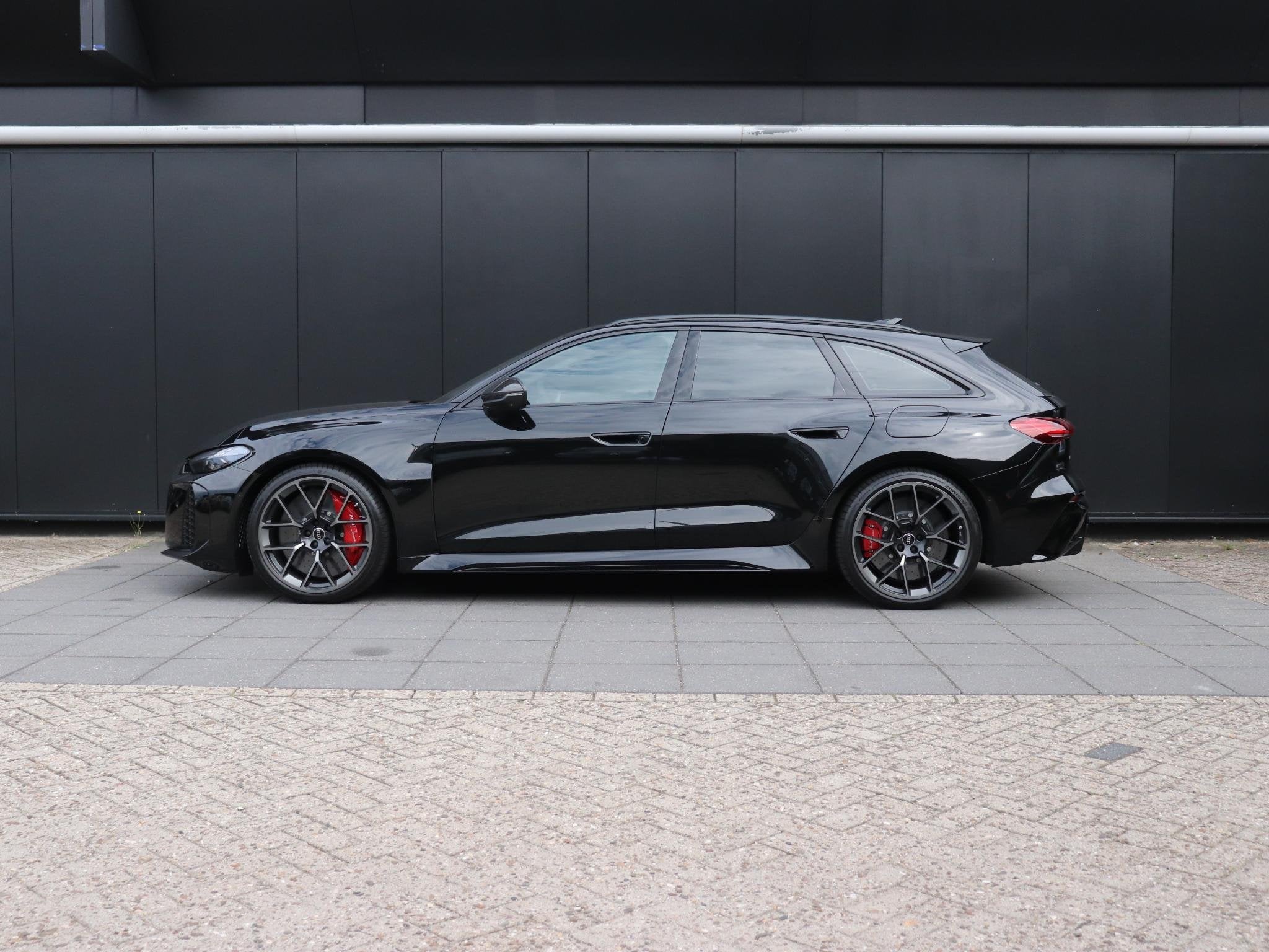 Audi RS5 Avant e-hybrid quattro NIEUW ! DIRECT LEVERBAAR | K, Auto's, Automaat, Dealer onderhouden, Stof, Gebruikt