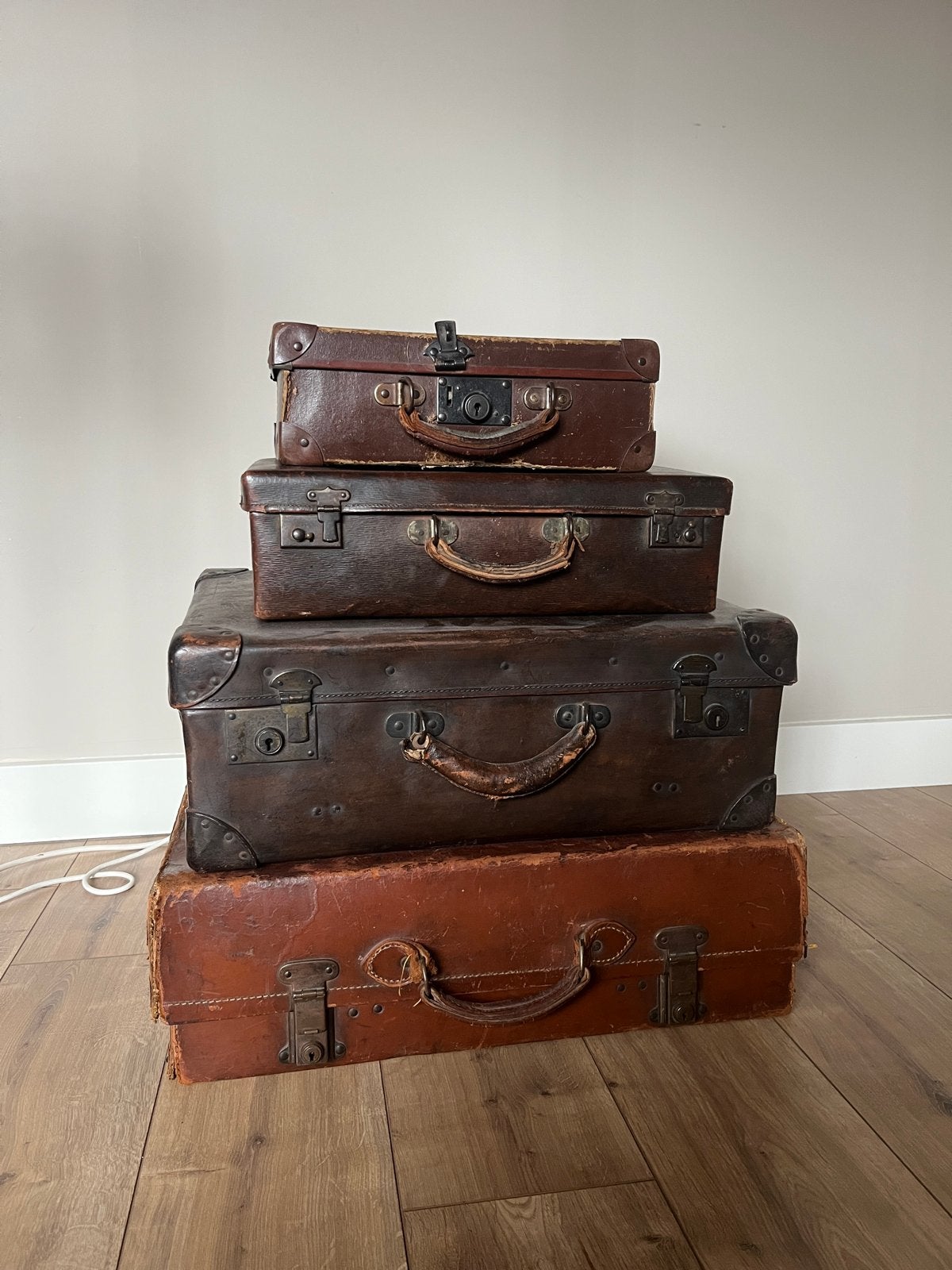 Set van 4 vintage koffers - Leer en metaal, Ophalen, Gebruikt, 45 tot 55 cm, Slot