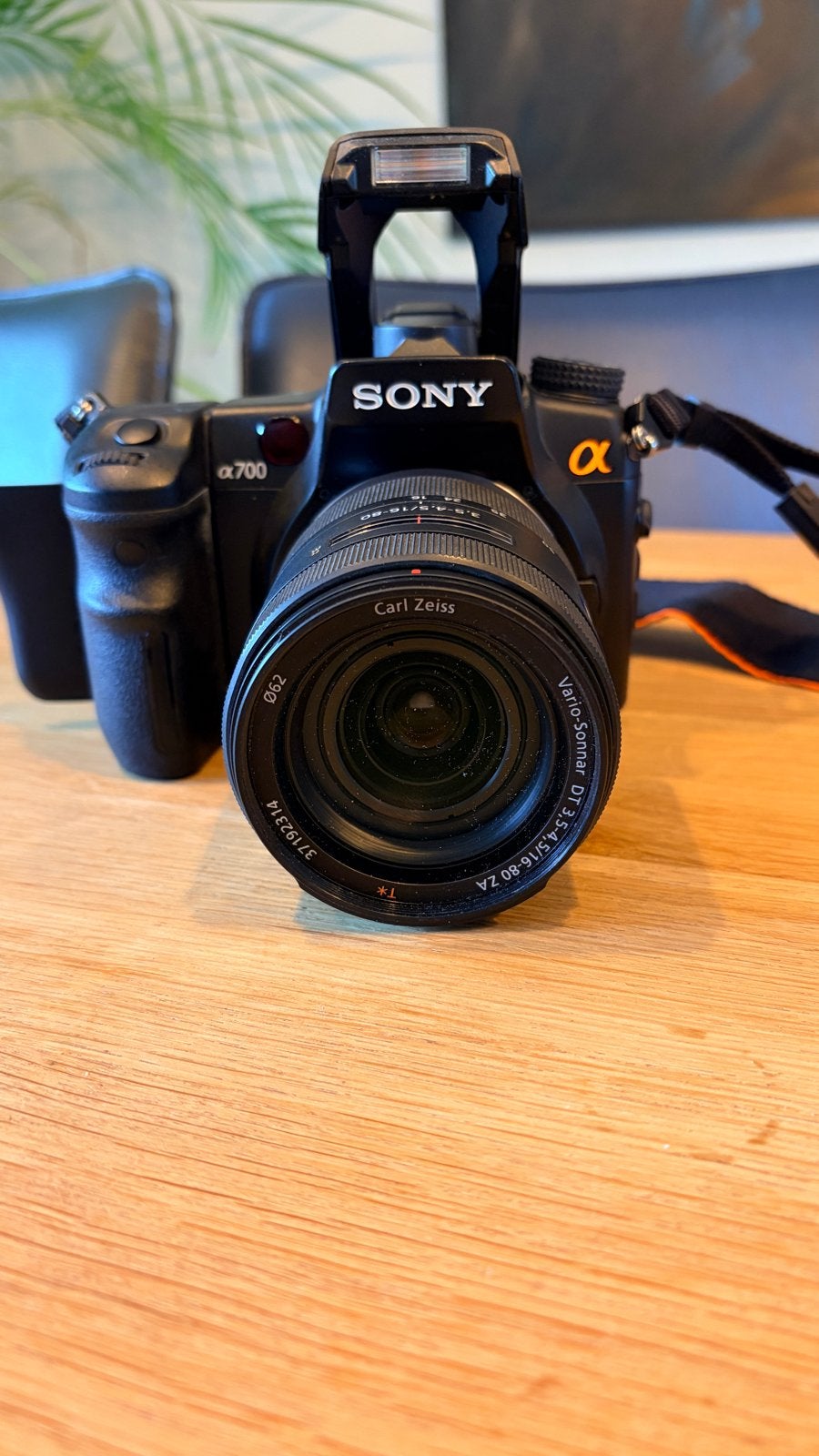 Sony Alpha A700 DSLR Camera met Carl Zeiss lens, Gebruikt, Spiegelreflex, Sony, 8 keer of meer
