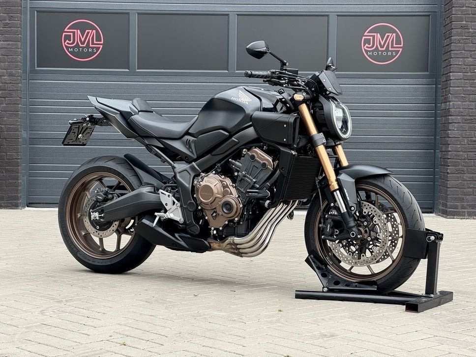 Honda CB 650 R ABS *BLACK EDITION* cb650 cb650r bj.2024, Motoren, Motoren | Honda, HONDA, 4 cilinders, 649 cc, Bedrijf