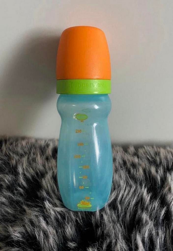 Tupperware baby drinkfles, Huis en Inrichting, Keuken | Tupperware, Verzenden, Zo goed als nieuw, Overige typen