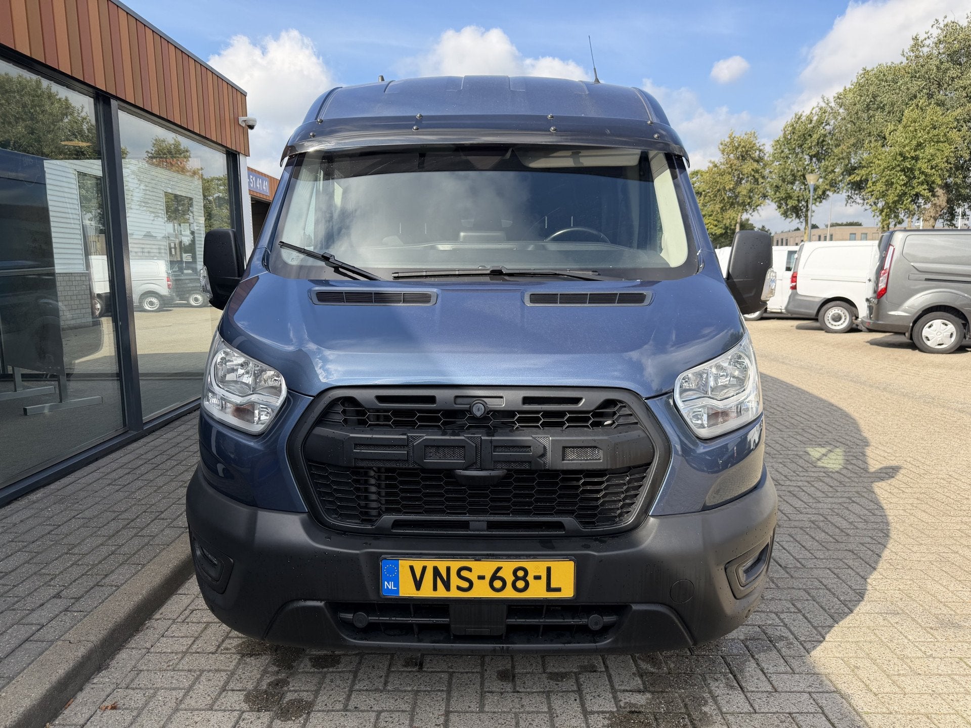 Ford Transit 350 2.0 TDCI 170pk L3H2 DC 5 persoons Trend / v, Voorwielaandrijving, 4 cilinders, Met garantie (alle), Blauw