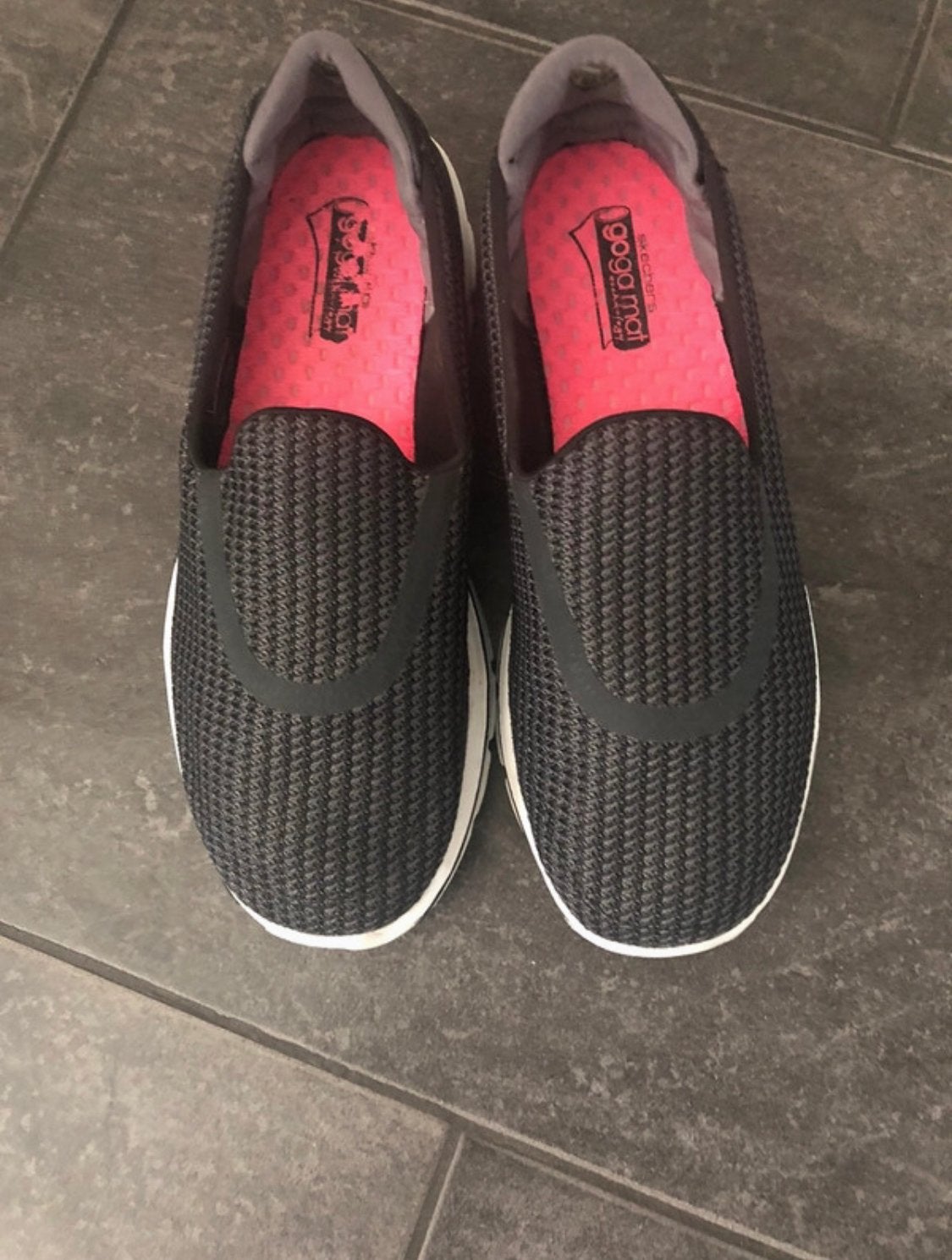 Skechers Go Walk - Comfortabele instappers maat 36, Ophalen of Verzenden, Zo goed als nieuw, Instappers, Zwart