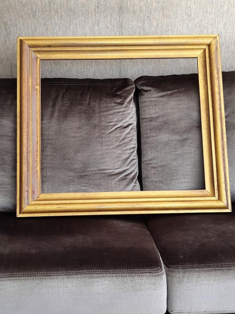 Gouden fotolijst 64x71 cm, Gebruikt, 50 tot 75 cm, Ophalen of Verzenden, 50 tot 75 cm
