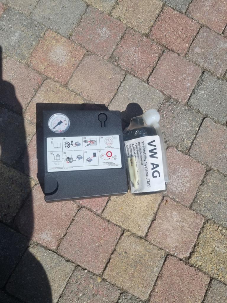 Banden compressor 12volt plus banden reparatie set, Ophalen