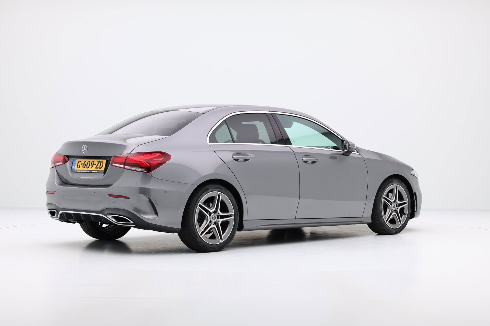 Foto 4 van Mercedes-Benz A-klasse 180 Business Solution AMG Aut. Widesc