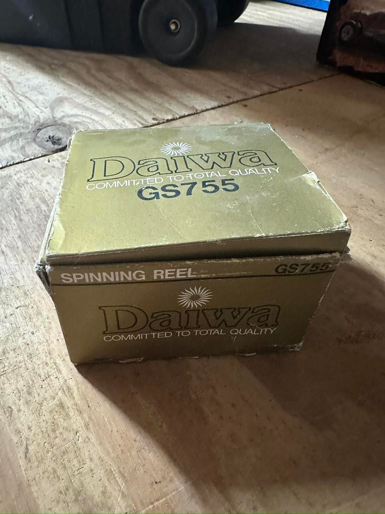Vintage Daiwa GS755 vismolen, Ophalen of Verzenden, Zo goed als nieuw, Molen