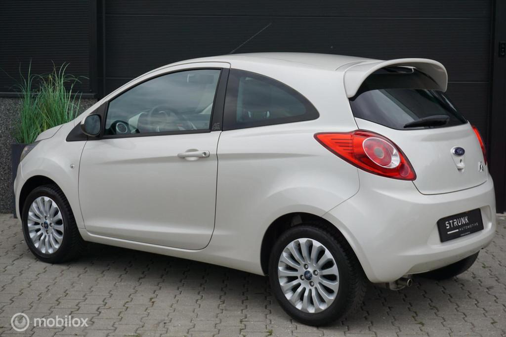 Ford Ka 1.2 Titanium X Airco Wit Parelmoer LMV Origineel NL, Voorwielaandrijving, Gebruikt, 1242 cc, 4 cilinders