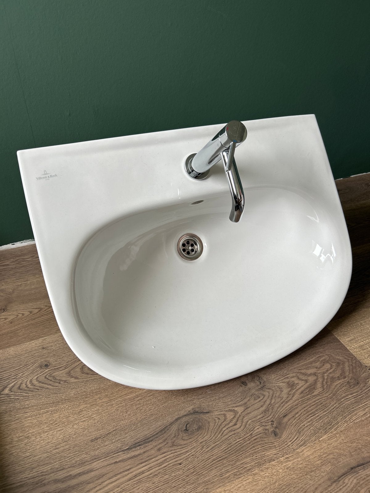 Wastafel met Villeroy & Boch kraan (niet gebruikt), Ophalen, Gebruikt, Wastafel