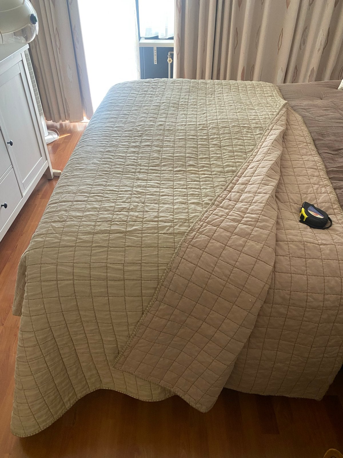 Lichtbeige gewatteerde sprei - Zo goed als nieuw, Ophalen, Beige, Katoen, Tweepersoons