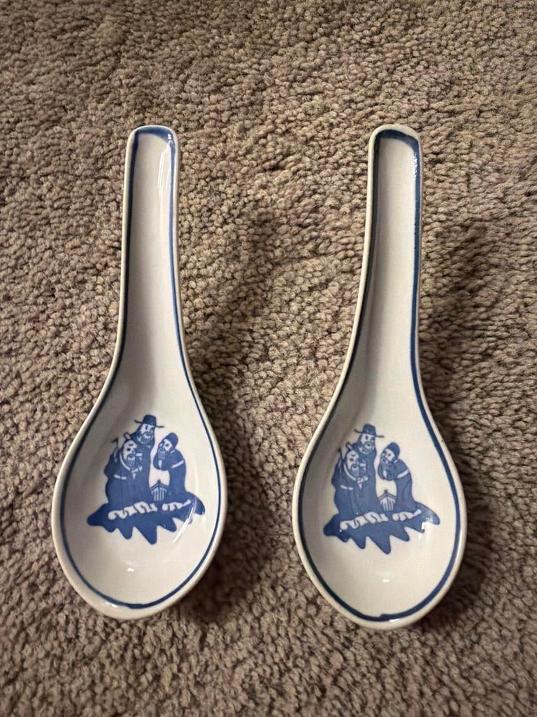 Set van 2 Chinese porseleinen soeplepels met decor, Ophalen of Verzenden